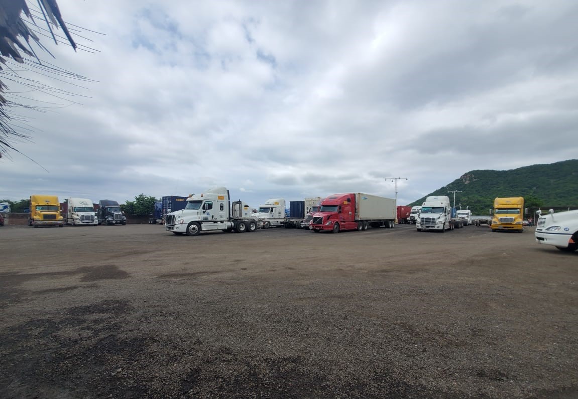 Transporte de carga en Manzanillo - Transportes SOLO